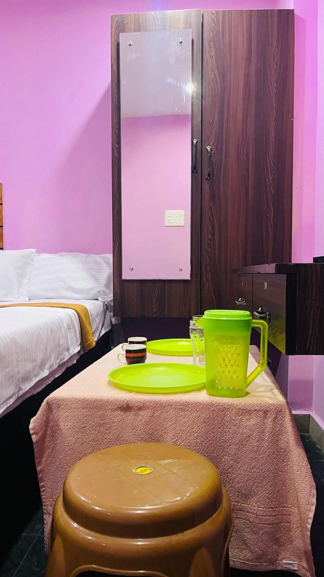 Skyway Rooms Puducherry Buitenkant foto