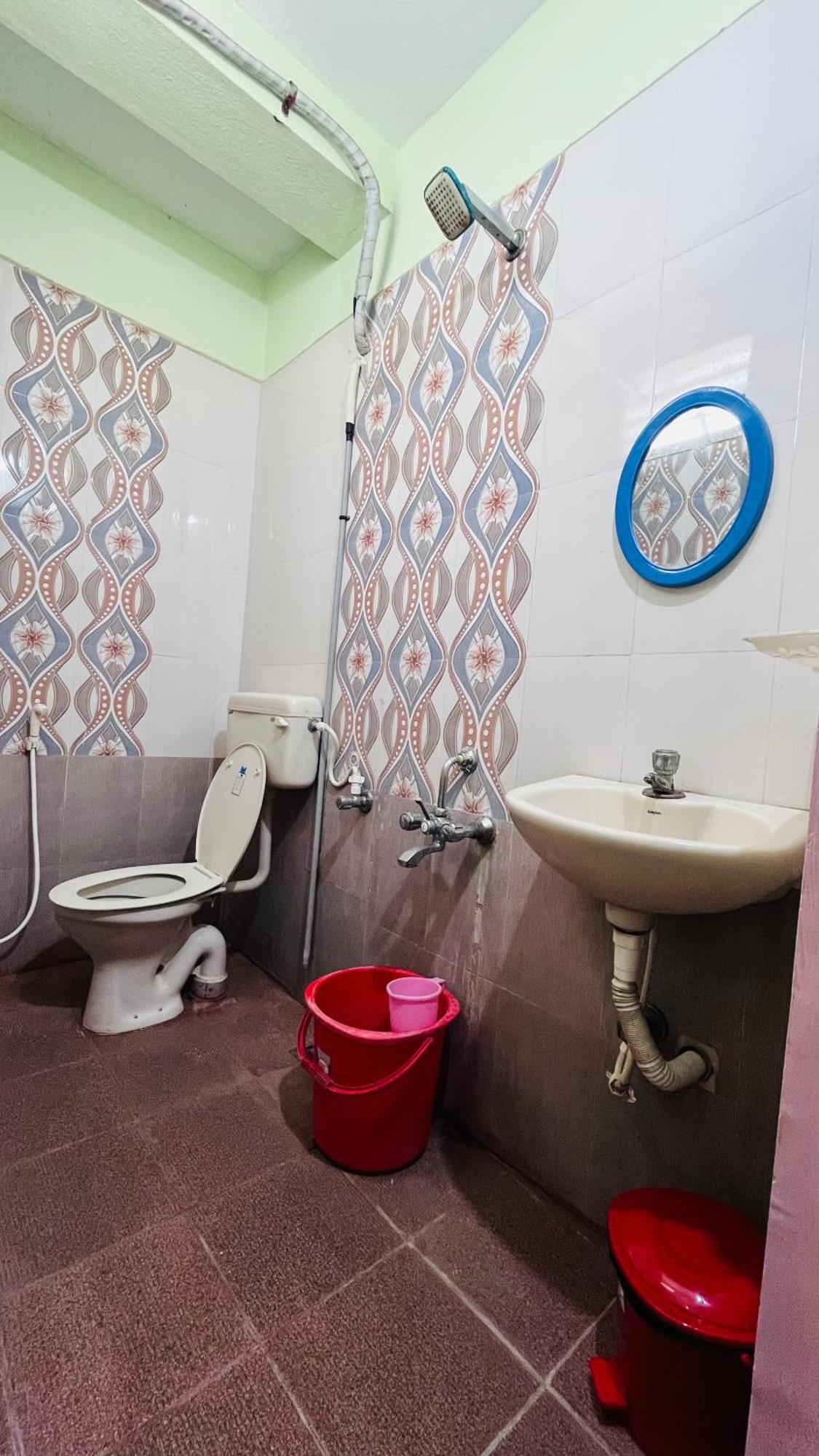 Skyway Rooms Puducherry Buitenkant foto